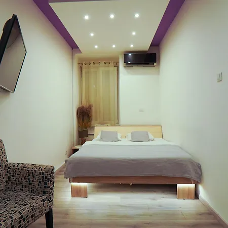 Apartment Purple *